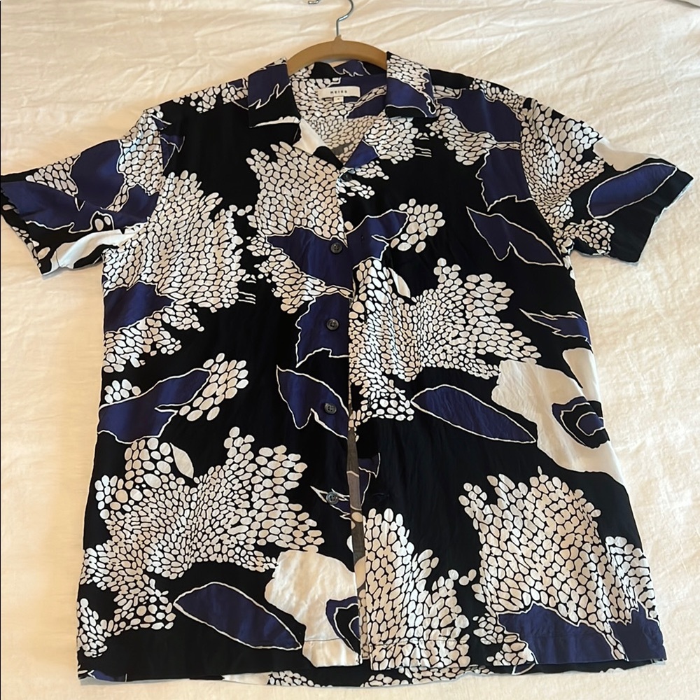 Reiss button down shirt